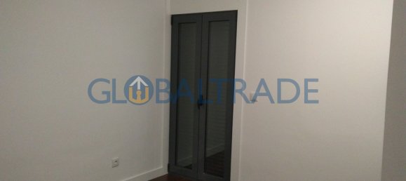 4 Schlafzimmer Wohnung in Porto, Portugal, Nr. 78907 28