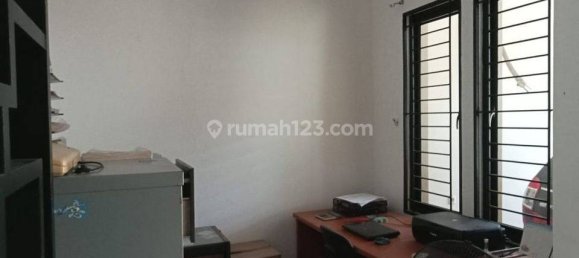 4 bedrooms House in Grogol Petamburan, Indonesia No. 1385 6