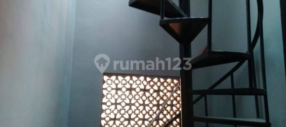 4 bedrooms House in Grogol Petamburan, Indonesia No. 1385 20