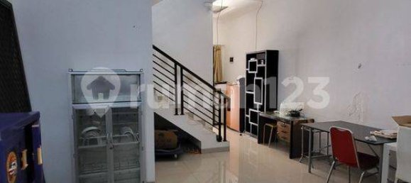 4 bedrooms House in Grogol Petamburan, Indonesia No. 1385 27