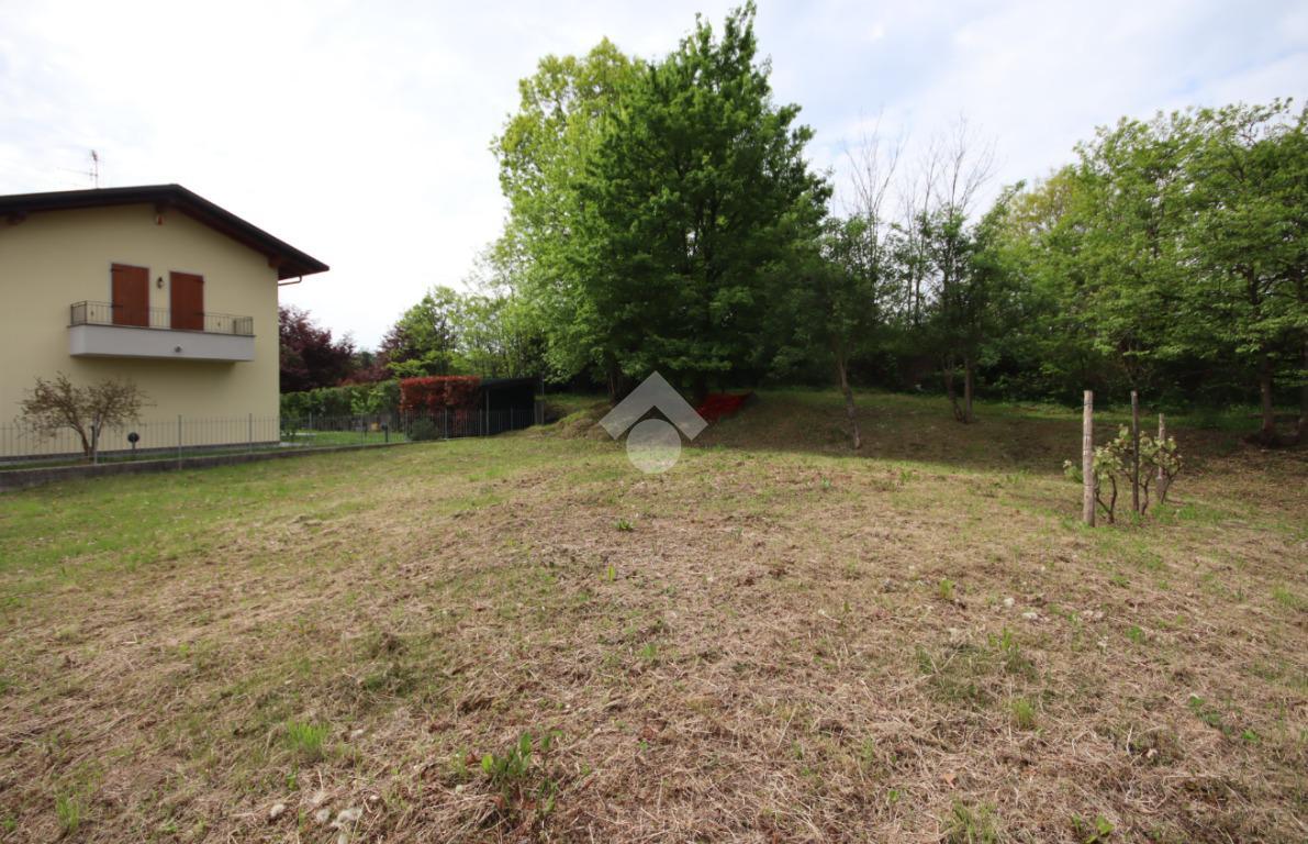 Grundstück in Garbagnate Monastero, Italy 900m², Nr. 78304