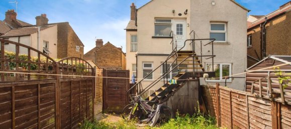 1 Schlafzimmer Maisonette-Wohnung in Watford, United Kingdom, Nr. 6147 2