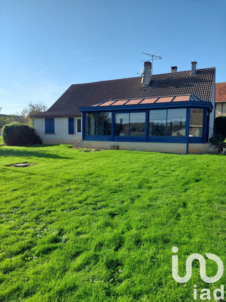 Casa de 5 habitaciónes en Trigueres, France No. 160696