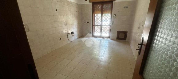 4غرفة شقة في Montesarchio, Italy رقم 231990 3