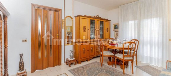 2 Schlafzimmer Wohnung in Sedriano, Italy, Nr. 320054 2