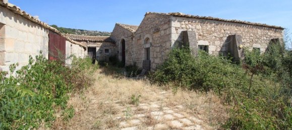 30 chambres Maison à Ragusa, Italy No. 360793 2