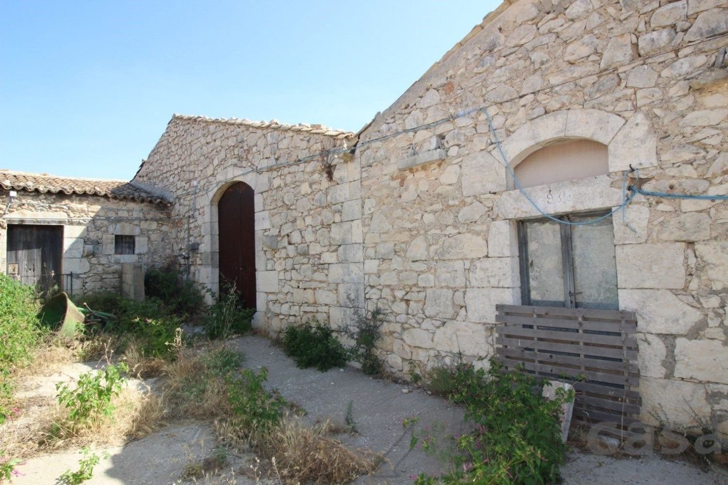 30 bedrooms House in Ragusa, Italy No. 360793