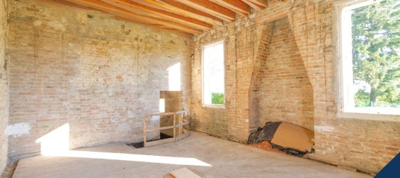 Вилла с 15 комнатами в Меоло, Италия № 72442 10