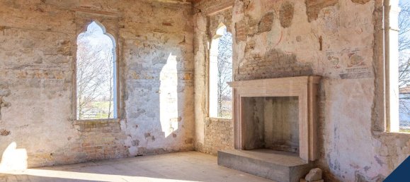 Вилла с 15 комнатами в Меоло, Италия № 72442 12