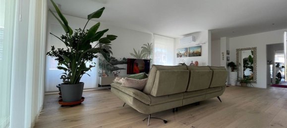 9 bedrooms Villa in Borgoricco, Italy No. 380724 7