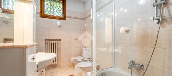 3 bedrooms Villa in Reggio Emilia, Italy No. 346169 27