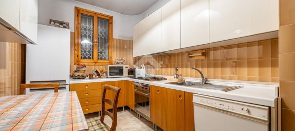 3 bedrooms Villa in Reggio Emilia, Italy No. 346169 14