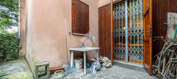 3 bedrooms Villa in Reggio Emilia, Italy No. 346169 7