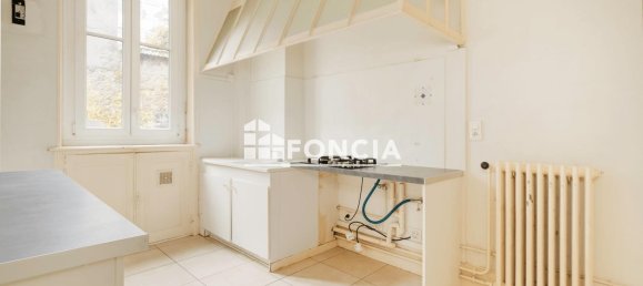 3 bedrooms Apartment in Nancy, France No. 57369 9