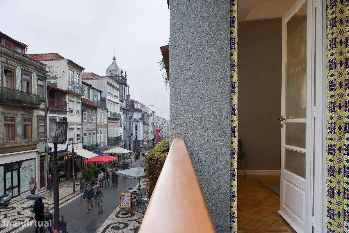 9 غرف نوم بناية في Porto, Portugal رقم 135108