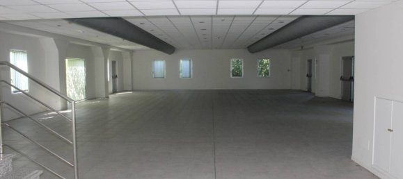 2 rooms Warehouse in Casole d'Elsa, Italy No. 79433 4