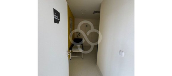 123m² Commercial property in Lisbon, Portugal No. 70214 18