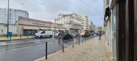 123m² Commercial property in Lisbon, Portugal No. 70214 15