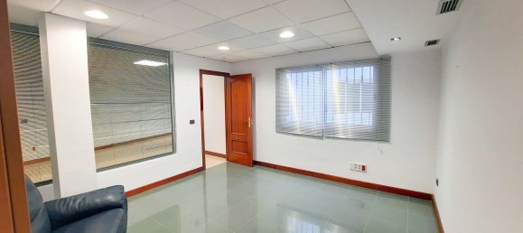 200m² Office in Tenerife, Spain No. 150890 16