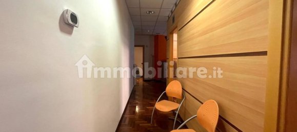 4 rooms Office in Milan, Italy No. 249323 8