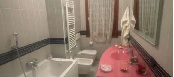 4غرفة شقة في Giussano, Italy رقم 8203 13