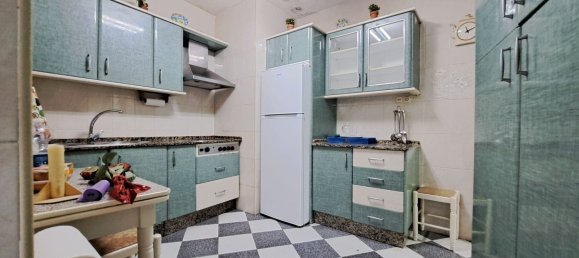 Apartamento de 4 dormitorios en Cádiz, Spain No. 170946 33