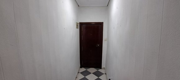 Apartamento de 4 dormitorios en Cádiz, Spain No. 170946 35