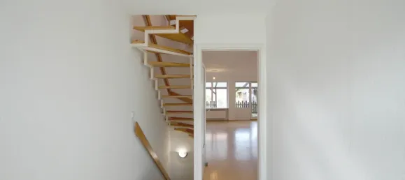 4 bedrooms Townhouse in Dusseldorf, Germany No. 349195 3