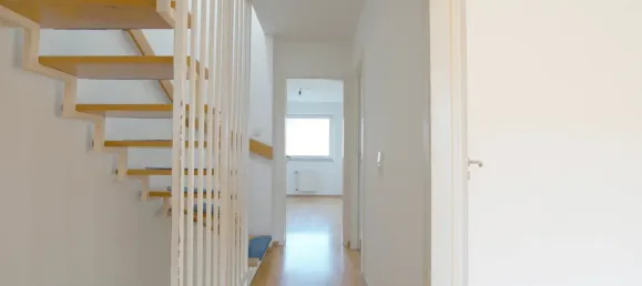 4 bedrooms Townhouse in Dusseldorf, Germany No. 349195 8