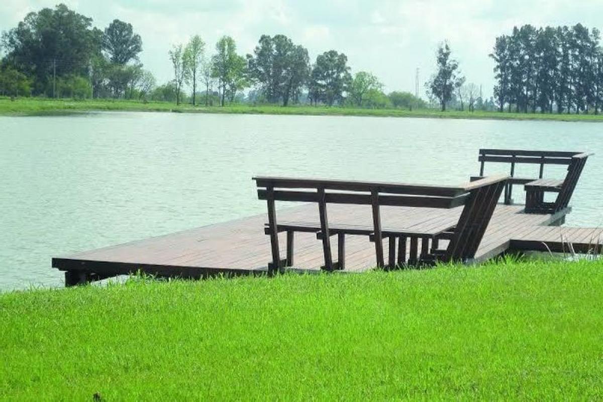  Land in Esteban Echeverria, Argentina No. 35142