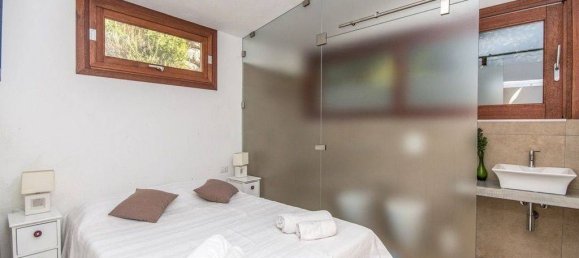 Villa de 4 dormitorios en Trinità d'Agultu e Vignola, Italy No. 79432 28