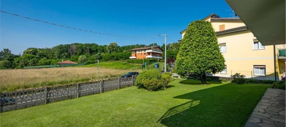 6 rooms House in Montano Lucino, Italy No. 10898 49