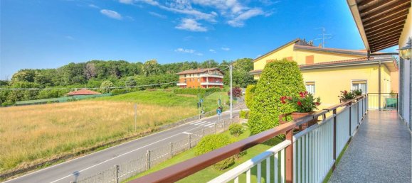 6 rooms House in Montano Lucino, Italy No. 10898 34