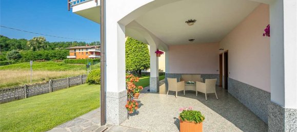 6 rooms House in Montano Lucino, Italy No. 10898 42