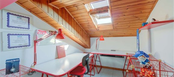 6 rooms House in Montano Lucino, Italy No. 10898 39