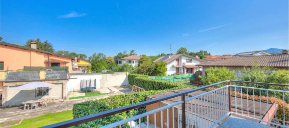 6 rooms House in Montano Lucino, Italy No. 10898 28