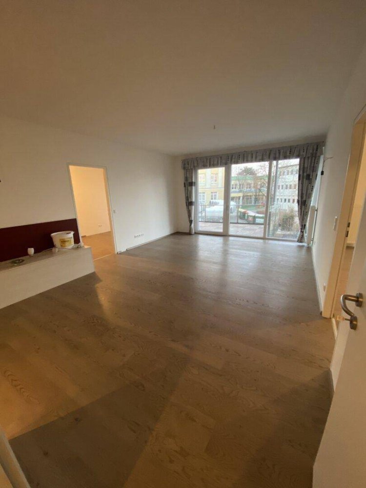 Apartamento de 3 habitaciónes en Deutsch-Wagram, Austria No. 142292