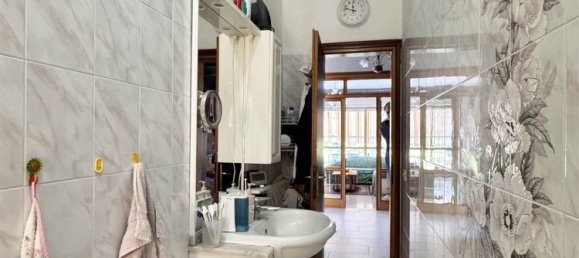 6 rooms Apartment in Viareggio, Italy No. 278138 15