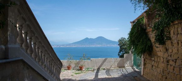 Apartamento de 2 habitaciónes en Naples, Italy No. 203872 2