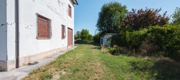 7 bedrooms House in Crevalcore, Italy No. 347709 8