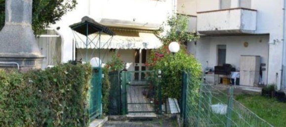 8-salle Maison à Santa Maria Imbaro, Italy No. 73524 25