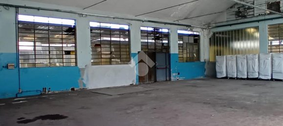 2 rooms Warehouse in Brescia, Italy No. 353969 3