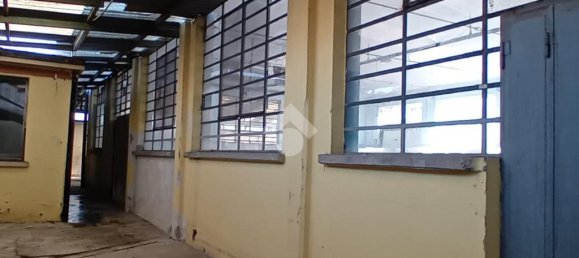2 rooms Warehouse in Brescia, Italy No. 353969 4