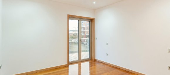 4 bedrooms Apartment in Vila Nova de Gaia, Portugal No. 114012 20