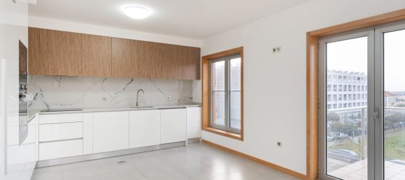 4 bedrooms Apartment in Vila Nova de Gaia, Portugal No. 114012 10