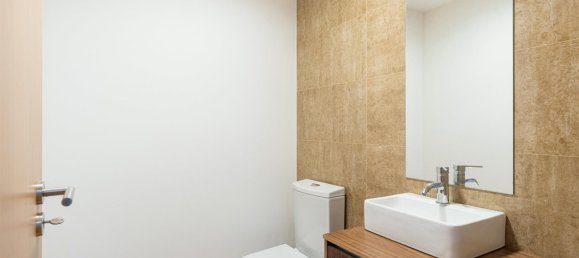 4 bedrooms Apartment in Vila Nova de Gaia, Portugal No. 114012 3