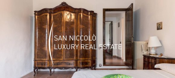 Дом с 4 спальнями в Лучиньяно, Италия № 195560 22