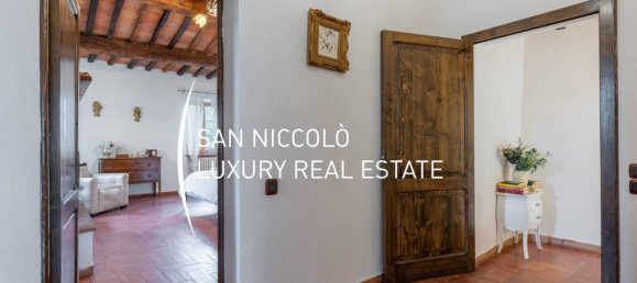 Дом с 4 спальнями в Лучиньяно, Италия № 195560 24