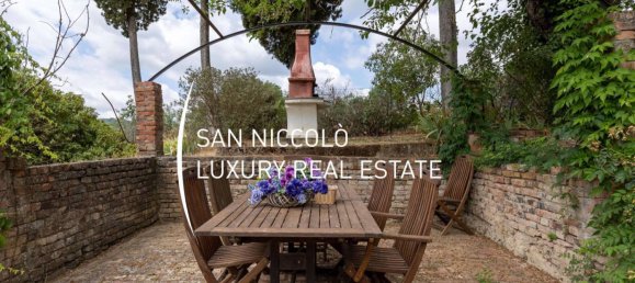 Дом с 4 спальнями в Лучиньяно, Италия № 195560 6