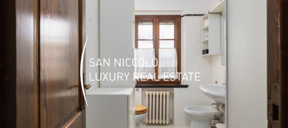 Дом с 4 спальнями в Лучиньяно, Италия № 195560 32